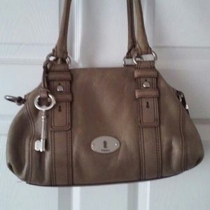 Fossil purse